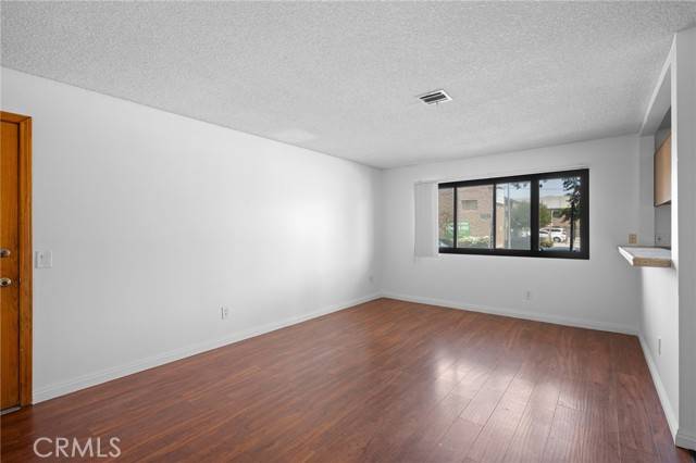 Van Nuys, CA 91406,16226 Vanowen Street #101