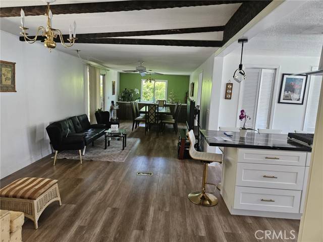 Thousand Oaks, CA 91362,2457 Arapaho #131