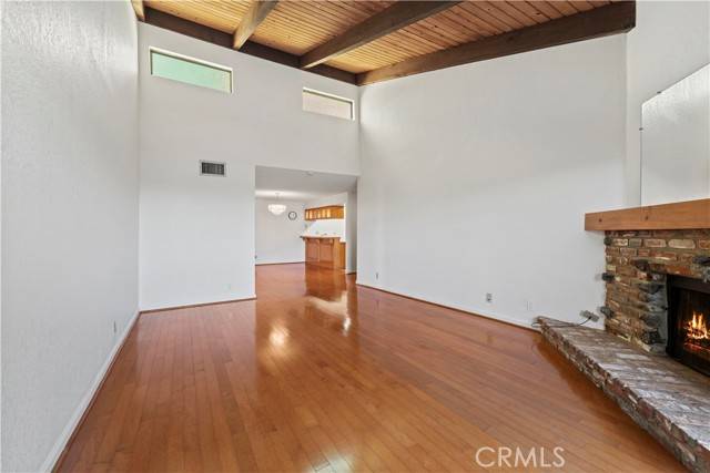 Glendale, CA 91204,465 Ivy Street #301