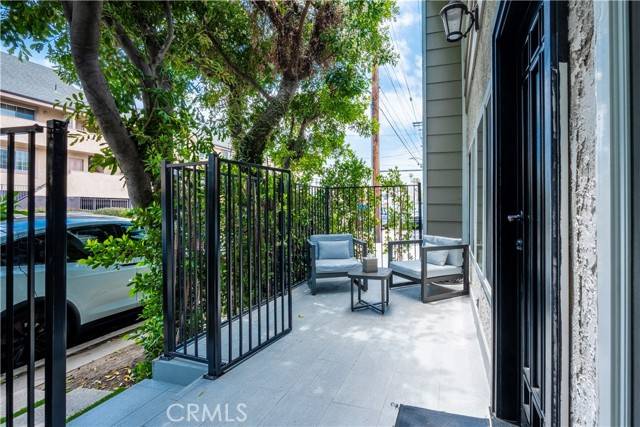 Sherman Oaks, CA 91423,4405 Ventura Canyon Avenue