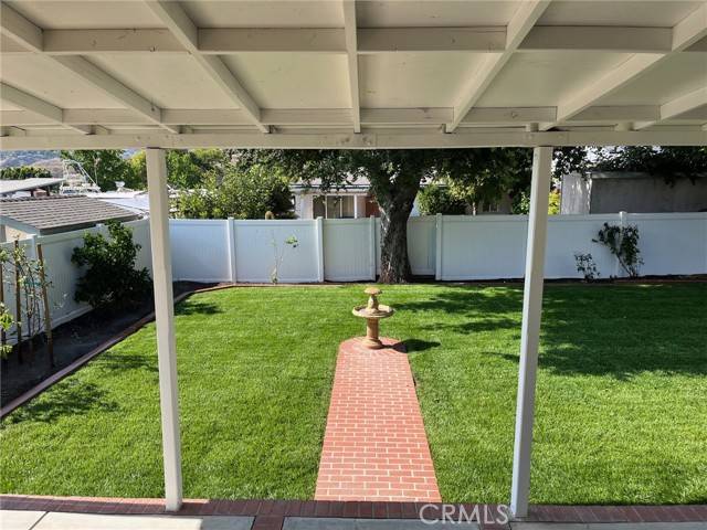 Sunland, CA 91040,8049 Le Berthon Street