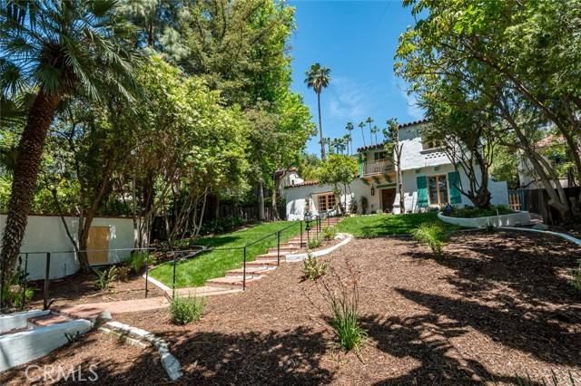 Glendale, CA 91207,611 E Mountain Street