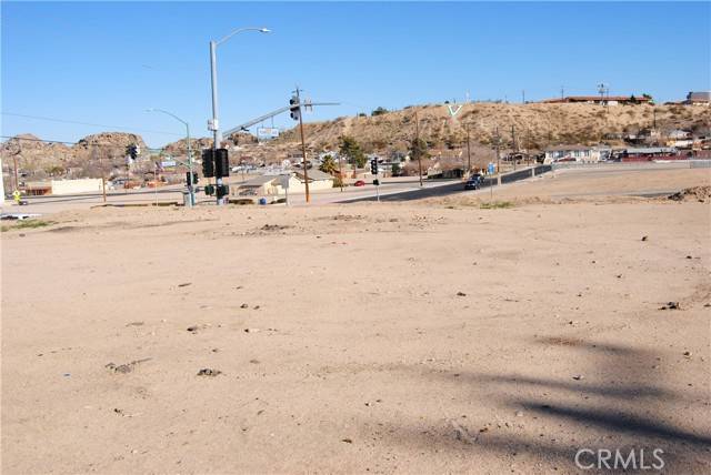 Victorville, CA 92395,0 7th