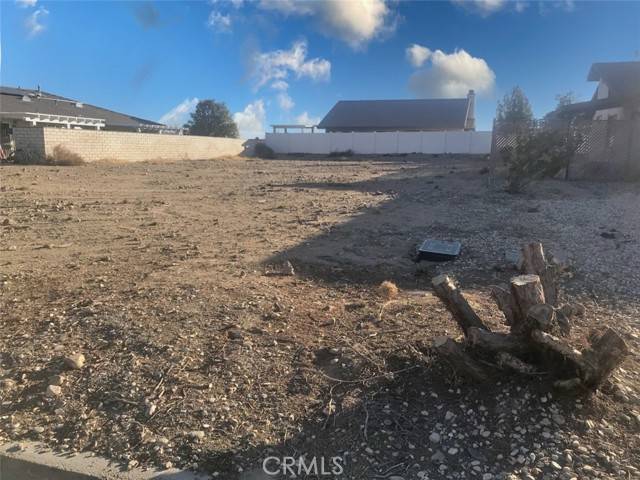 Helendale, CA 92342,26590 Cumberland