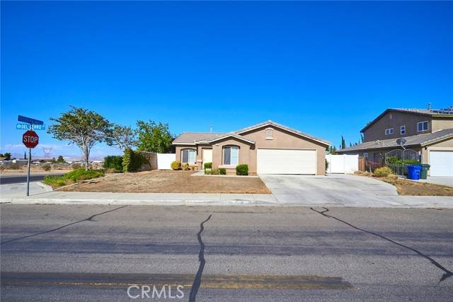 Victorville, CA 92392,13695 Del Cerro Street