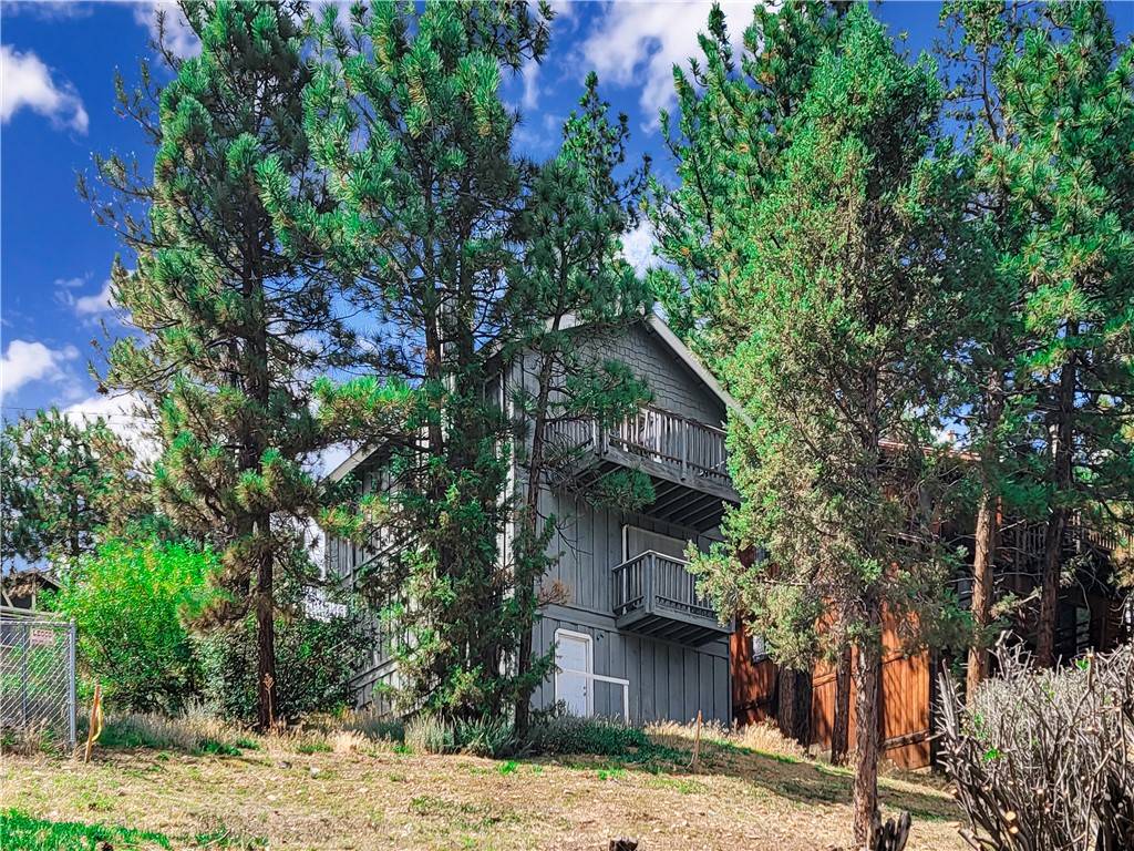 Big Bear City, CA 92314,110 Winding Lane