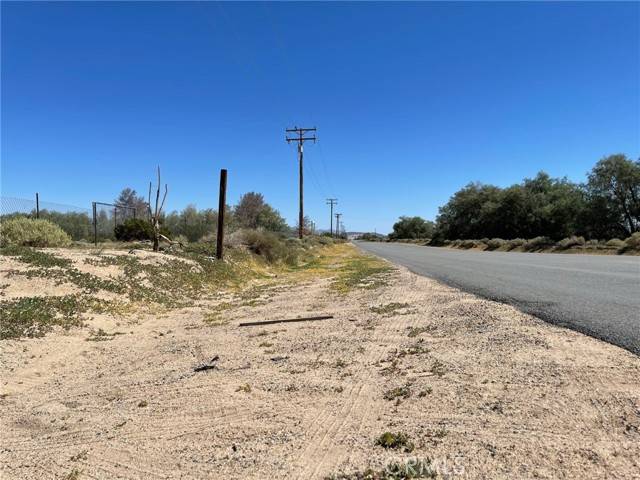 Newberry Springs, CA 92365,46580 Fairview