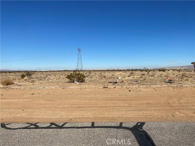 Adelanto, CA 92301,0 Holly Rd