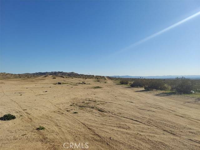 Apple Valley, CA 92307,0 Leaping Lizard Ln #3