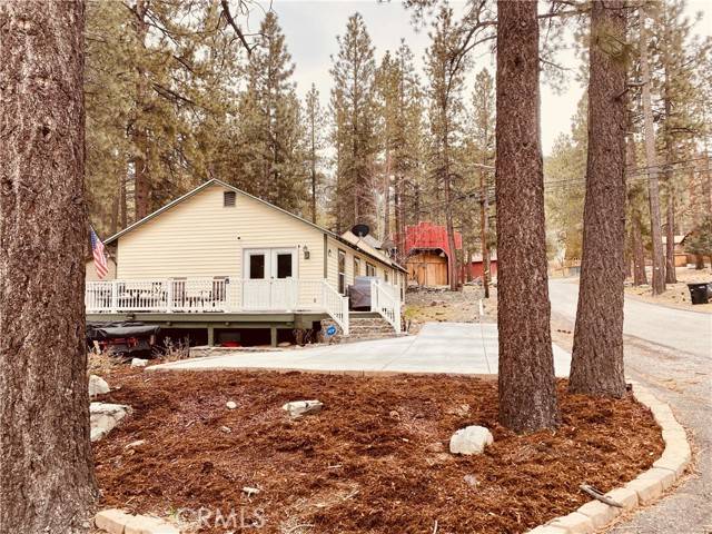 Wrightwood, CA 92397,5841 Willow Street