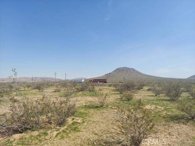 Apple Valley, CA 92307,0 Johnson Rd #5