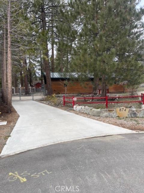 Wrightwood, CA 92397,874 Snowbird Road