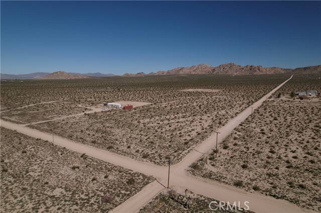 Lucerne Valley, CA 92356,0 E End