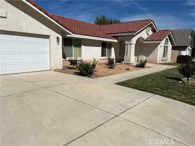 Hesperia, CA 92345,7266 Danbury Avenue