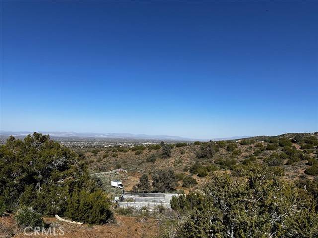 Pinon Hills, CA 92372,0 Silver Rock