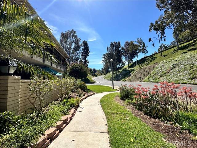 Laguna Woods, CA 92637,5358 Algarrobo #P