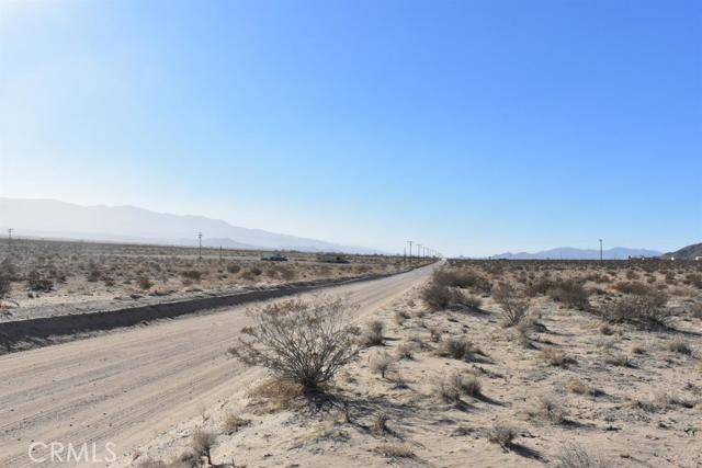 Lucerne Valley, CA 92356,0 E End