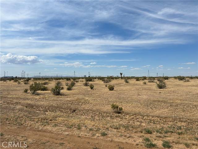 Adelanto, CA 92301,0 Cassia