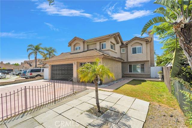 Corona, CA 92879,417 Colfax Circle