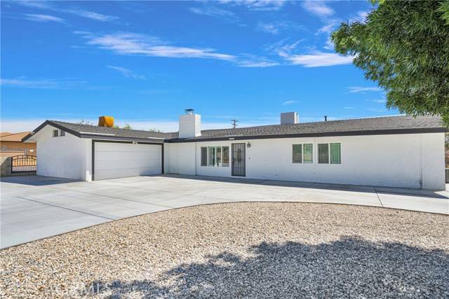 Apple Valley, CA 92307,15382 Apple Valley Road