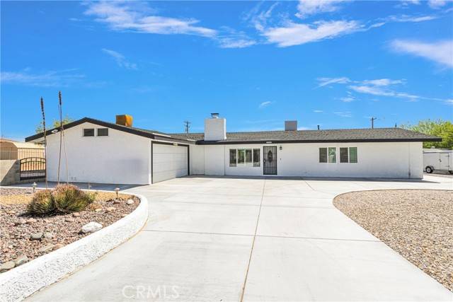 Apple Valley, CA 92307,15382 Apple Valley Road