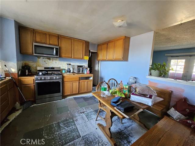 Hesperia, CA 92345,18747 Albany Court