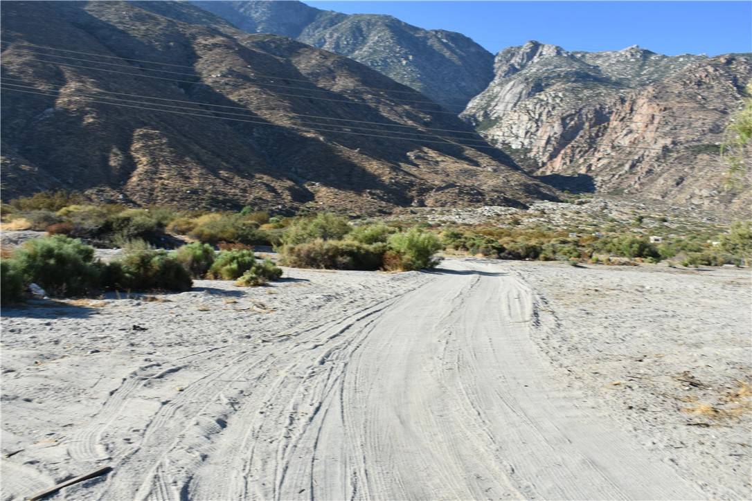 Cabazon, CA 92230,0 Helen 05