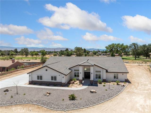 Apple Valley, CA 92307,14672 Tiger Tail Road