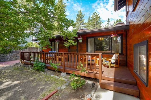 Wrightwood, CA 92397,6300 Lucerne Place