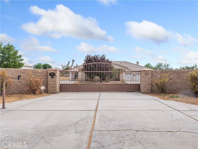 Apple Valley, CA 92307,23785 Keator Road