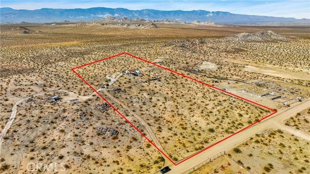 Lucerne Valley, CA 92356,40225 Abelia Street