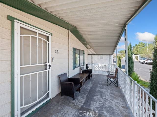 Apple Valley, CA 92307,20683 Waalew #B23