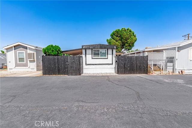 Hesperia, CA 92345,8562 C #21