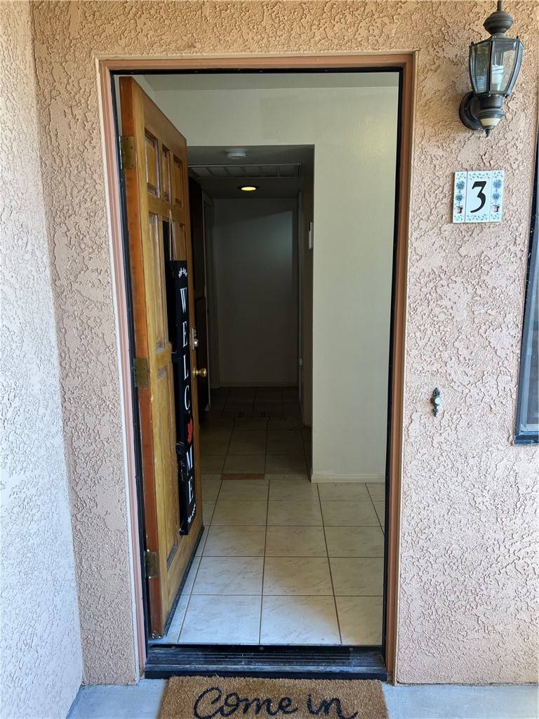 Helendale, CA 92342,27535 Lakeview Drive #3