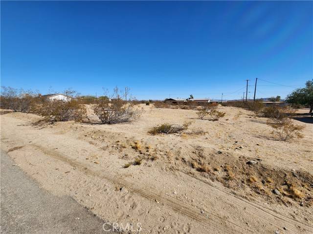 Joshua Tree, CA 92252,50 Avenida