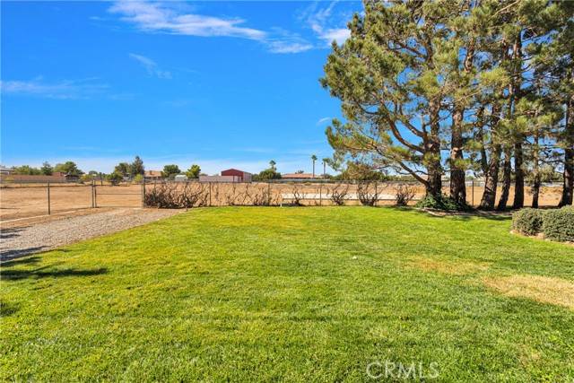 Oak Hills, CA 92344,7144 Yosemite Avenue