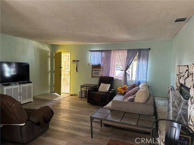 Adelanto, CA 92301,18505 Casaba Road