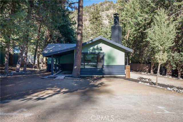 Wrightwood, CA 92397,1762 State Highway 2