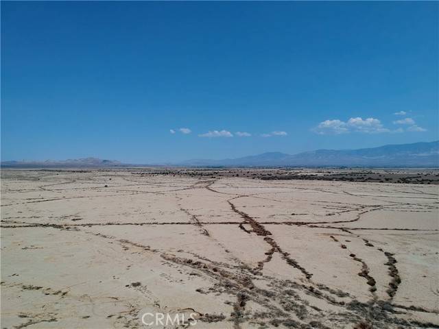 Lucerne Valley, CA 92356,0 Meridian