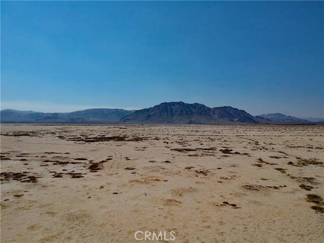 Lucerne Valley, CA 92356,0 Meridian