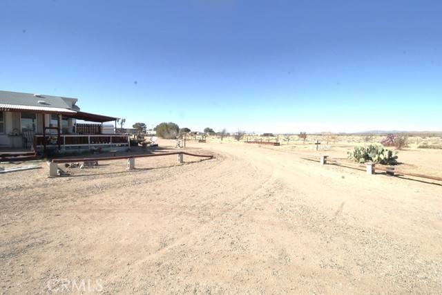 Hinkley, CA 92347,36724 Indian Wells Road