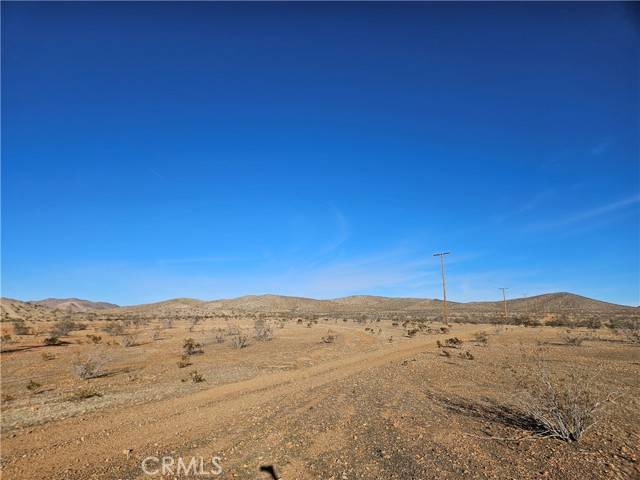 Apple Valley, CA 92307,22281 Bell Mountain