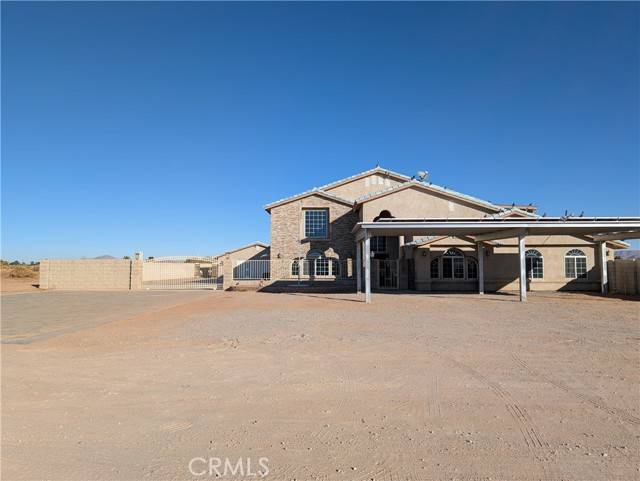 Apple Valley, CA 92308,21468 Chimayo Road