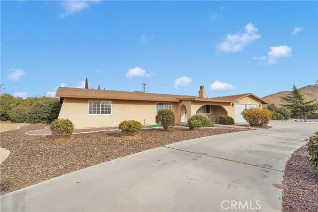 Apple Valley, CA 92307,16403 Wintun Road