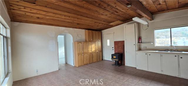 Lucerne Valley, CA 92356,32272 Randall Street