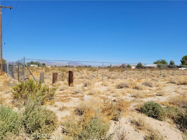 Lucerne Valley, CA 92356,0 Foothill