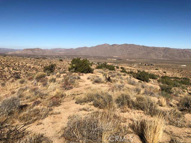 Apple Valley, CA 92308,26635 Santa Rosa