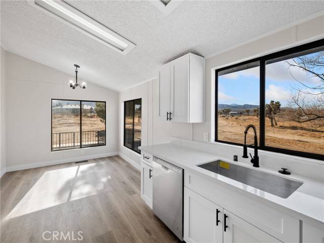 Pinon Hills, CA 92372,11773 Redwood Road