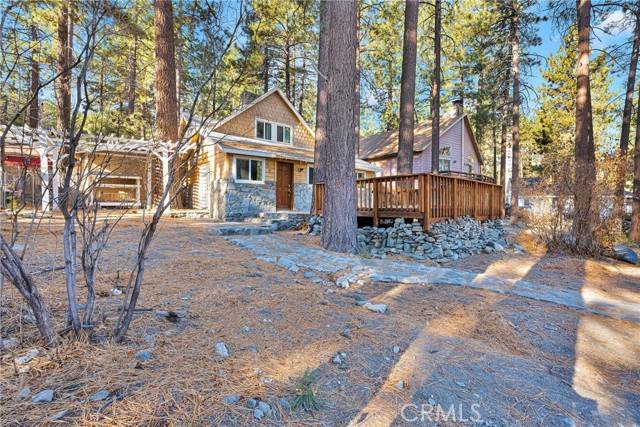 Wrightwood, CA 92397,1329 Helen Street