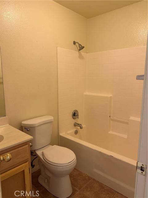 Hesperia, CA 92344,8954 Grindella Court